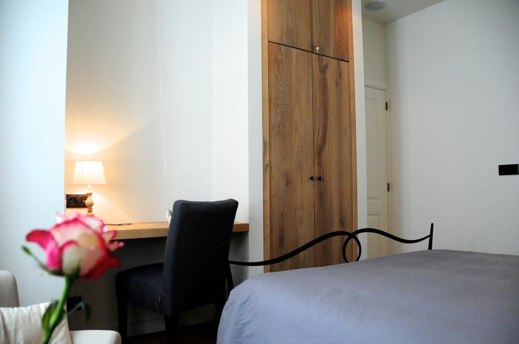 B&B Val Des Roses Bruges Room photo